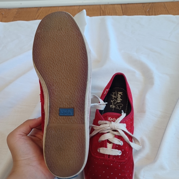 Taylor Swift Keds - Picture 6 of 7